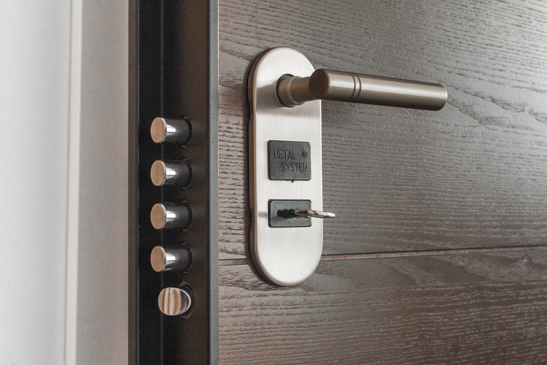 SMART LOCK SYSTEM